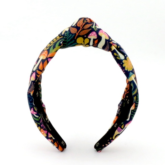 115. The Fall Forager Brooke Shade Topknot - Picture 4 of 5